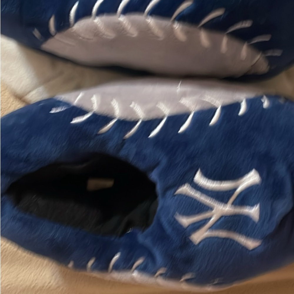 Kids Blue Slippers size XL